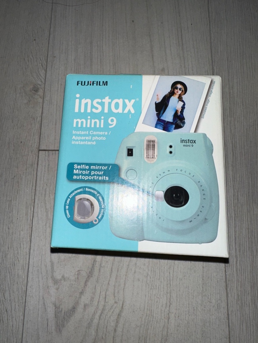 New Fujifilm instax mini 9 - baby blue